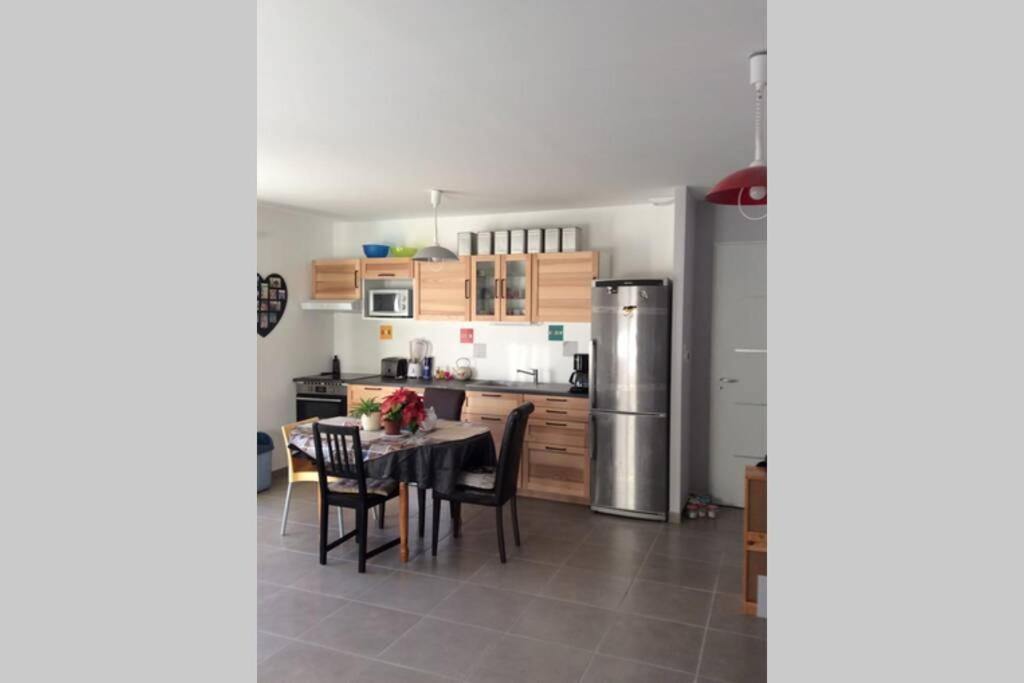 Chambre D Hotes Dans Le Vaucluse Мазан Екстериор снимка